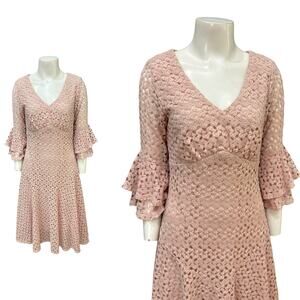 Pink Crochet Lace Dress Bell Sleeve Fit & Flare / Women’s Small Size 4 -